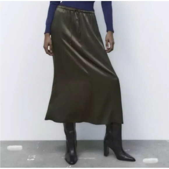 Zara Satin Effect Midi Skirt Olive Green Pull On Drawstring size Large - Picture 1 of 5
